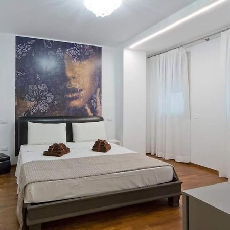 Central Stema Luxury Misano Adriatico Exteriör bild