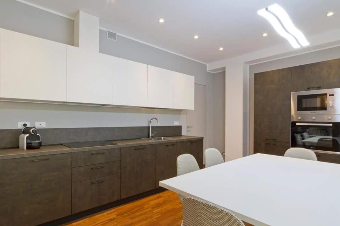 Central Stema Luxury Misano Adriatico Exteriör bild